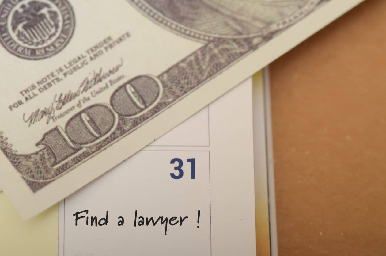 ¿Cómo puede ayudarme un abogado con un reclamo?